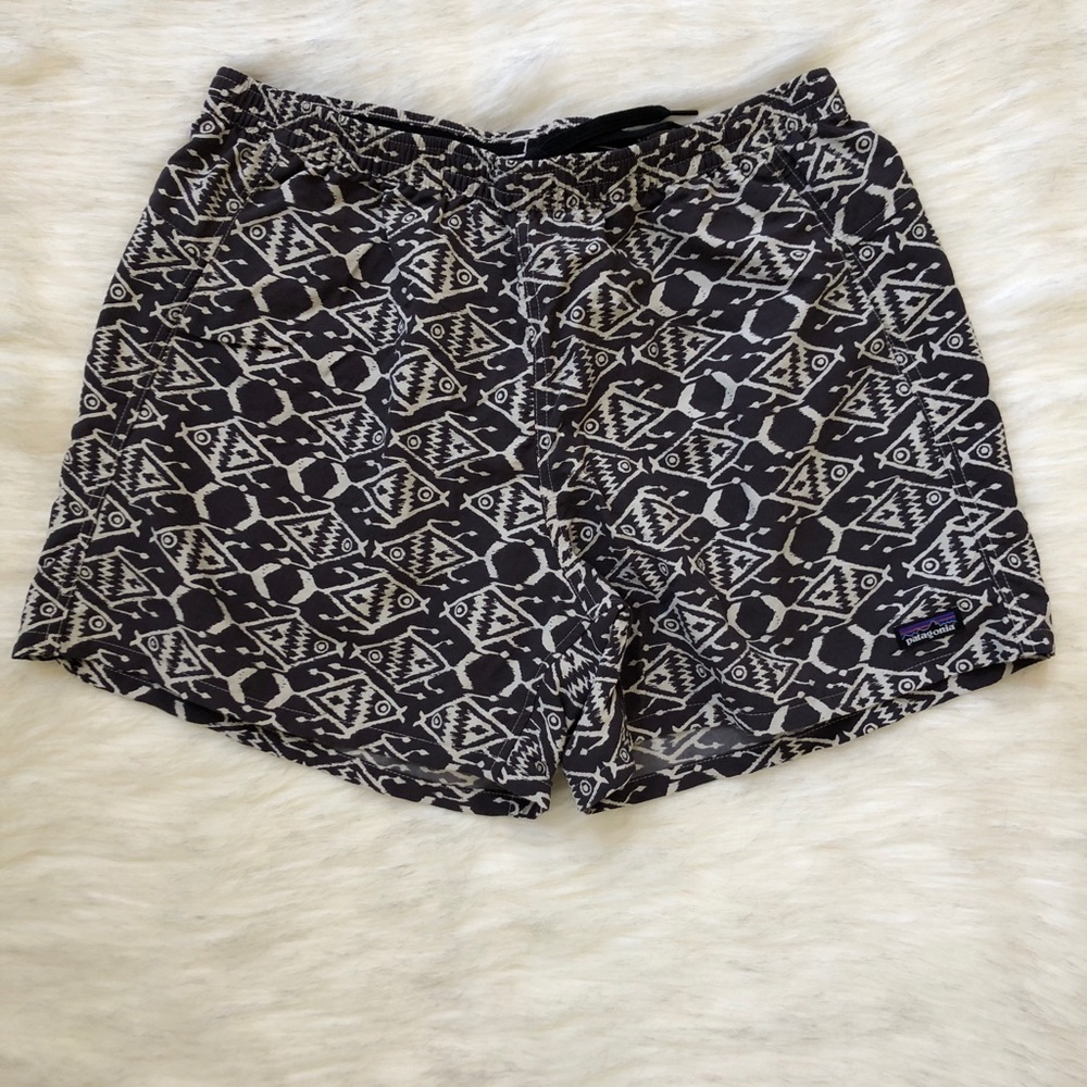 Patagonia baggies shorts Sz L